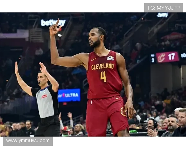 莫布里以挡拆保护主导防守，胜在限制约基奇式内线